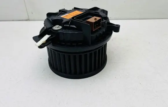 Audi A4 S4 B7 8E 8H Heater fan/blower 8E1820021E
