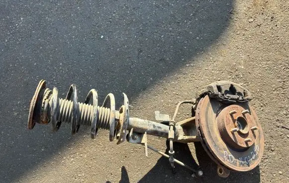 Ford Mondeo MK IV Front wheel hub spindle knuckle 6G9118045
