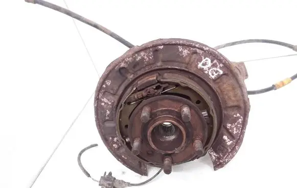 Land Rover Freelander 2 - LR2 Rear wheel hub spindle/knuckle 