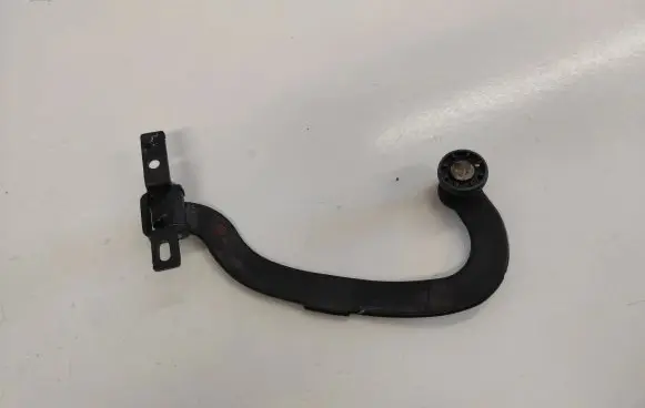 Peugeot 1007 Sliding door middle roller runner 