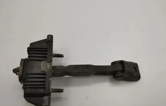 Toyota Avensis T250 Front door check strap stopper