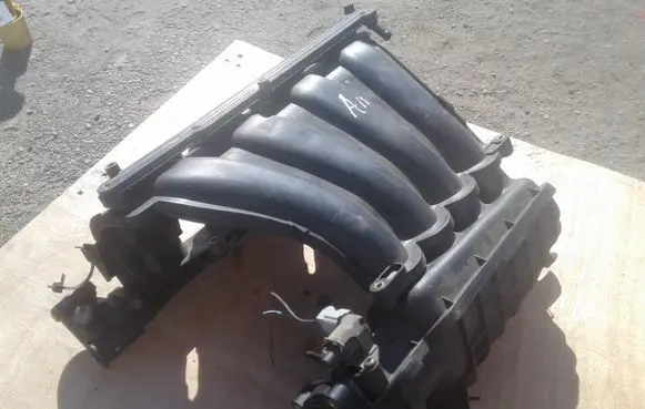 Nissan Qashqai Intake manifold