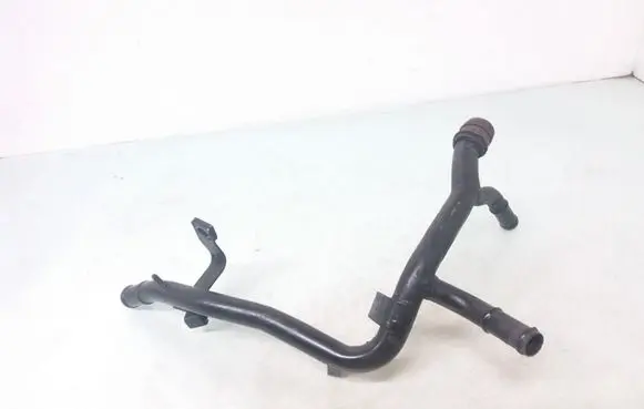 Skoda Fabia Mk1 (6Y) Engine coolant pipe/hose 045121065M