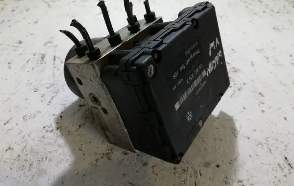Volkswagen Sharan ABS Pump 1J0907379P