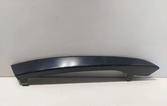 Volvo V70 Front bumper splitter molding 31353449