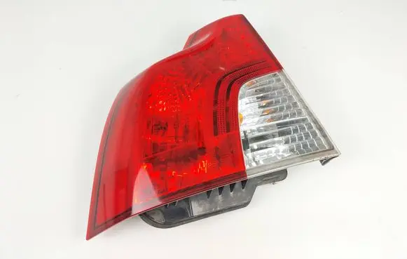 Volvo S40 Rear/tail lights 30744538 P1007S40SXGB