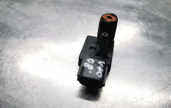 Volvo V70 Air pressure sensor 6G9N5L200AB