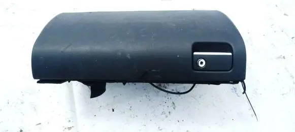 Jaguar I-Pace Glove box