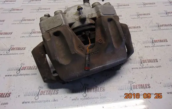 Mercedes-Benz E W212 Front brake caliper
