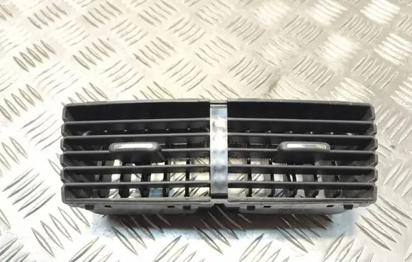 Subaru Forester SH Dash center air vent grill 66110FG020