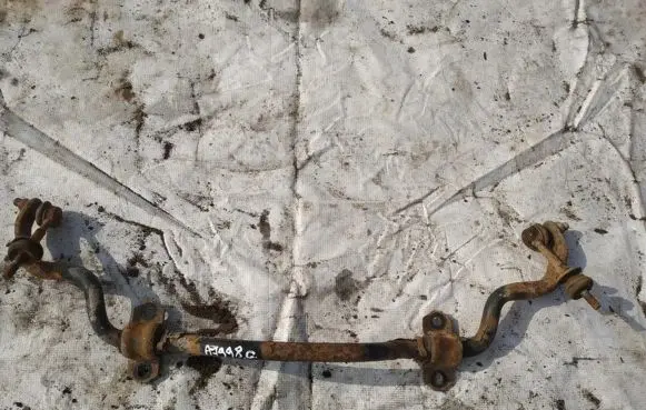 Toyota RAV 4 (XA30) Rear anti-roll bar/sway bar 