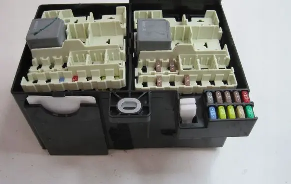 Jaguar I-Pace Fuse box set J9D314N073CA