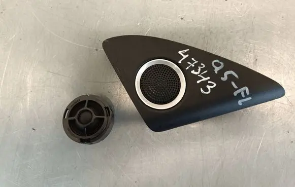 Audi Q5 SQ5 8R Front door speaker cover trim 8R0035424A