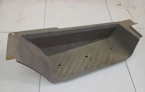 Front sill trim cover
