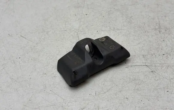 Volkswagen Phaeton Tire pressure sensor 4D0907275