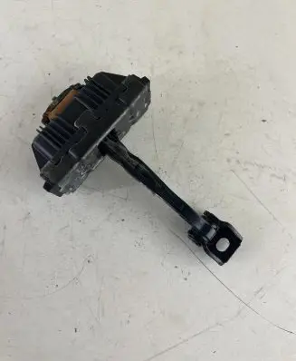 BMW 3 E90 E91 Front door check strap stopper