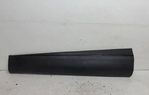 Renault Captur II Front door trim (molding) 808770154R