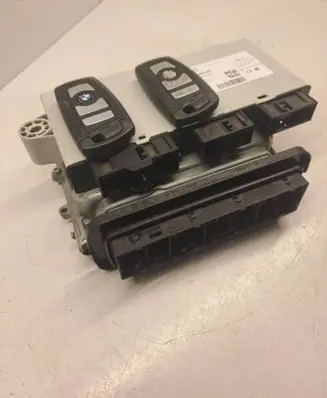 BMW 5 F10 F11 Engine ECU kit and lock set 8586536 0281031951 030447393
