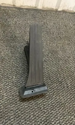 BMW 5 F10 F11 Accelerator throttle pedal 678999802