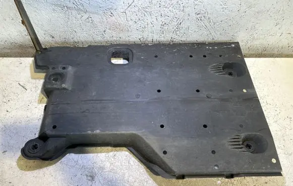Toyota Auris E180 Pickup box liner 5816502050