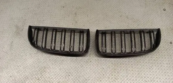 BMW 3 E90 E91 Front bumper upper radiator grill 