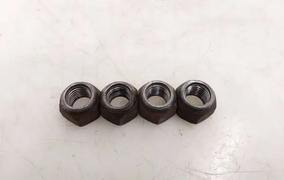 Nuts/bolts