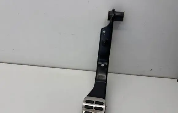 Audi TT TTS Mk2 Clutch pedal 1K0721169