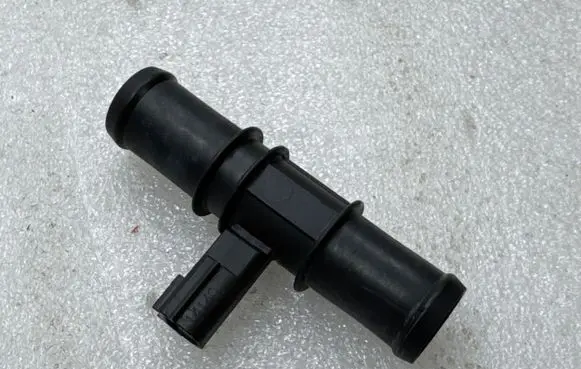 Tesla Model S Coolant temperature sensor 600737100A