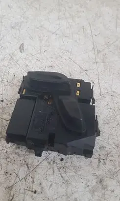 Mercedes-Benz E W212 Seat control switch A2048701958