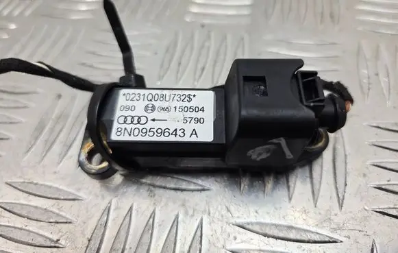 Audi TT Mk1 Airbag deployment crash/impact sensor 8N0959643A