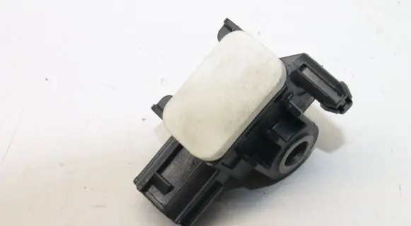 Mitsubishi Outlander Other devices 8651A166
