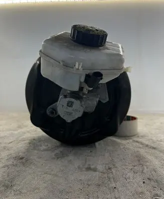 BMW 4 F32 F33 Brake booster 0204745095 6798425