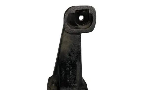 BMW X5 E53 Engine mounting bracket 6761564