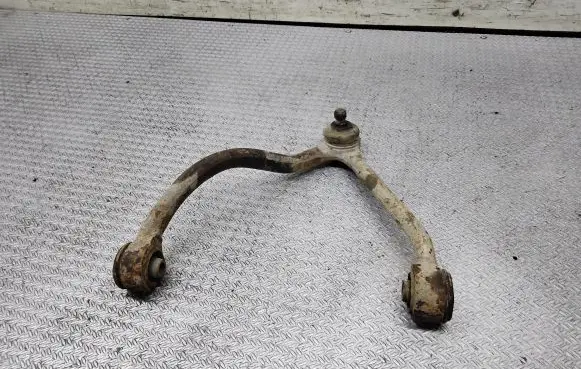 KIA Sorento Front lower control arm/wishbone