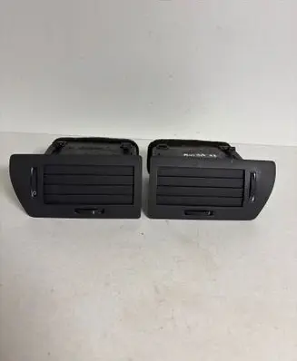 Opel Astra H Dashboard side air vent grill/cover trim 24465728 330188061 24465729