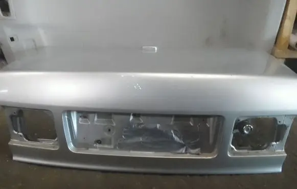 Tailgate/trunk/boot lid