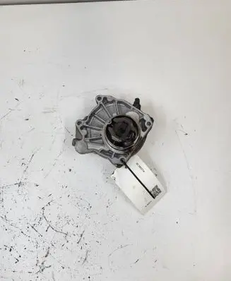 Opel Astra J Vacuum pump 55205446