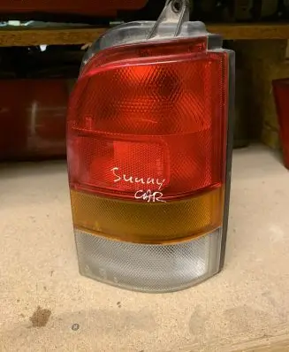 Nissan Sunny Rear/tail lights 22024555
