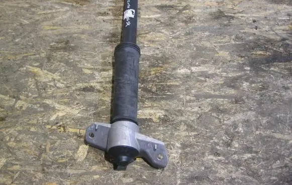 Volvo XC40 Rear shock absorber/damper 33283437