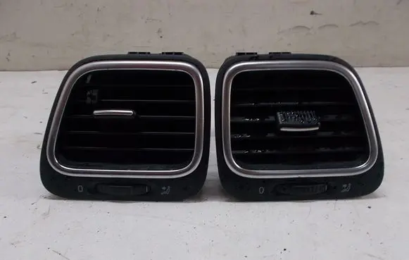 Volkswagen Scirocco Dashboard side air vent grill/cover trim kratkii