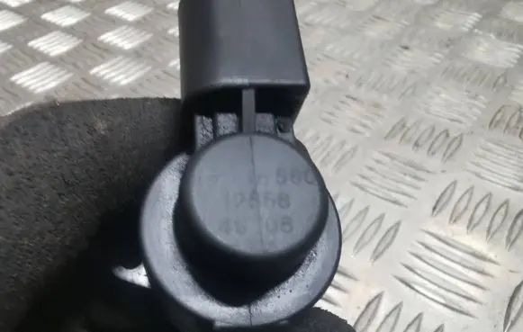 BMW 1 E81 E87 Fuel pressure regulator 