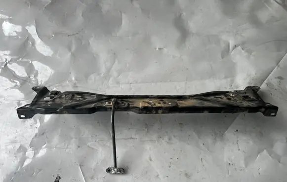 Mercedes-Benz E W212 Top upper radiator support slam panel A2126200072