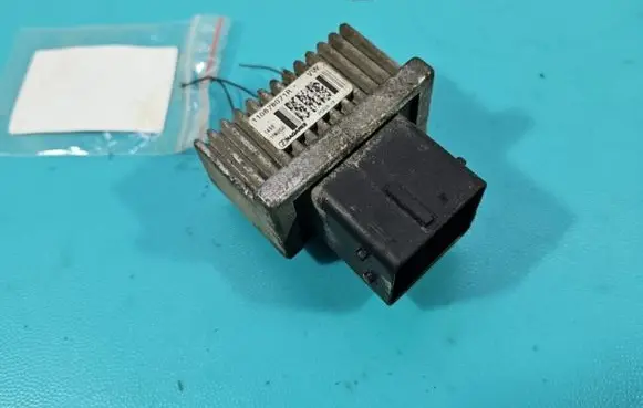 Opel Movano B Other relay 110678071R IMPRK1449790