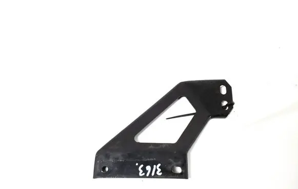 Toyota Hilux (AN10, AN20, AN30) Radiator mount bracket