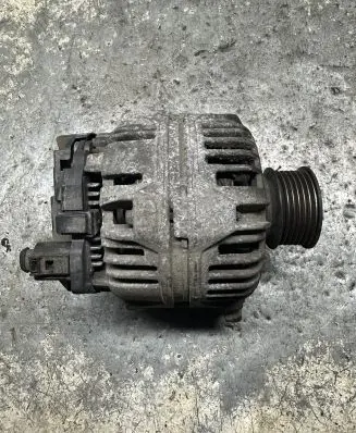 Audi A3 S3 8L Generator/alternator 037903025F 0124325011