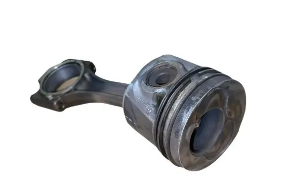 Volkswagen Golf IV Piston with connecting rod 045CDE