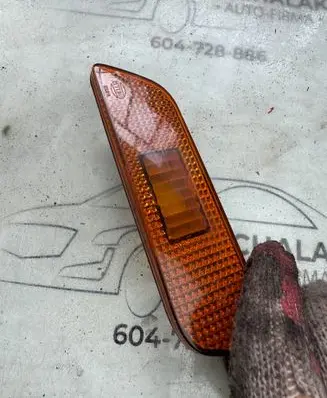 Volvo S80 Front fender indicator light 9190950 604728