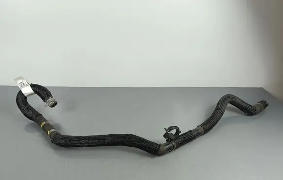 Jeep Grand Cherokee WL Engine coolant pipe/hose 68381446AC