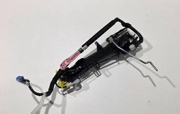 Lexus CT 200H Front door exterior handle 8215576010