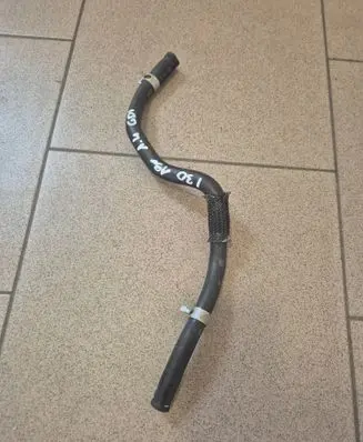 Hyundai i30 fastback Engine coolant pipe/hose 25451F3300